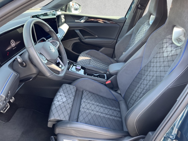 Tiguan 1.5e TSI DSG R-LineAHK, Navi, IQ.Light,St