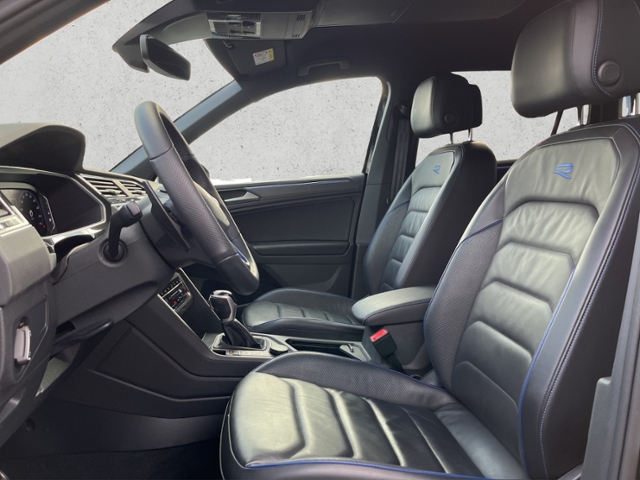 Tiguan 2.0 TSI R DSG 4M., Perform. Abgas, Navi,